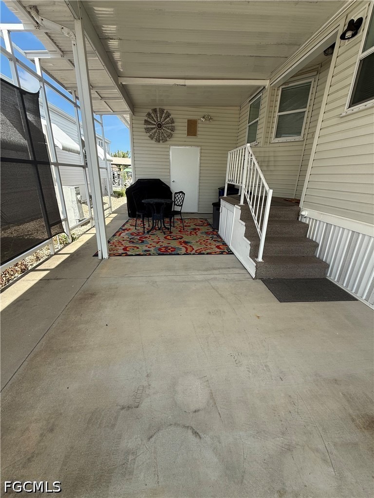 Skipper Ln, Saint James City, FL 33956