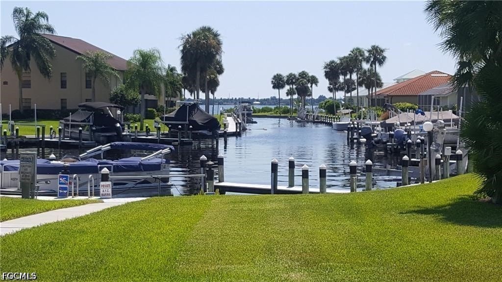 Admiralty Cir, North Fort Myers, FL 33917 #1