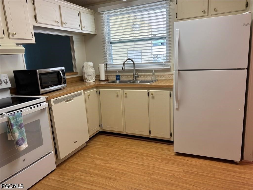 Rain Dance Ln, North Fort Myers, FL 33917