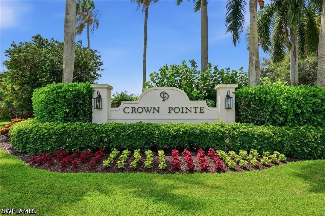 Royal Cir, Naples, FL 34112