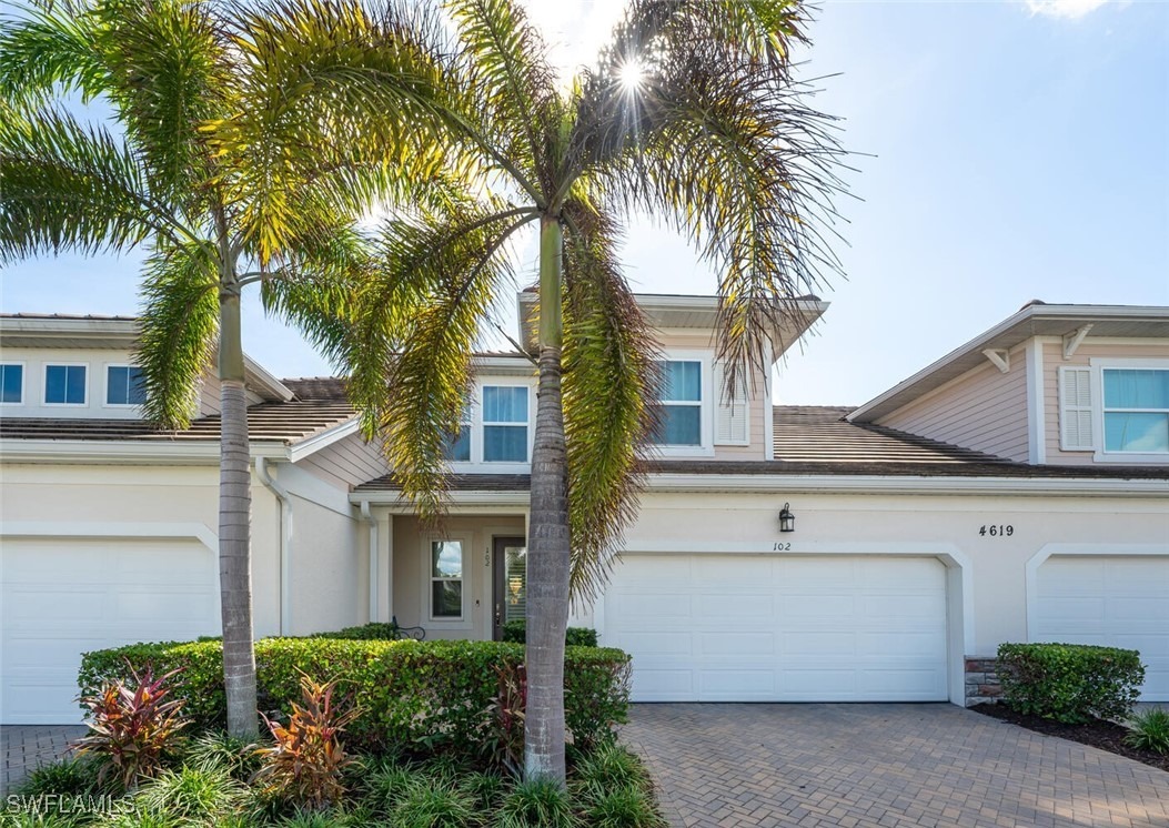 Arboretum Cir, Naples, FL 34112