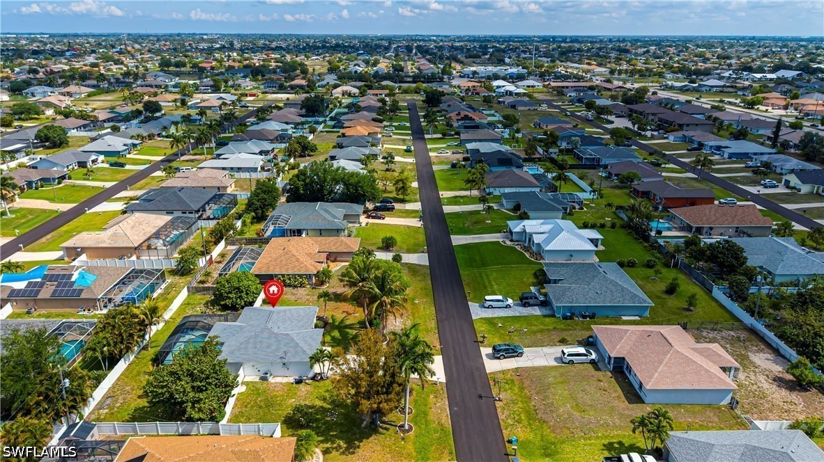 8th Ct, Cape Coral, FL 33914