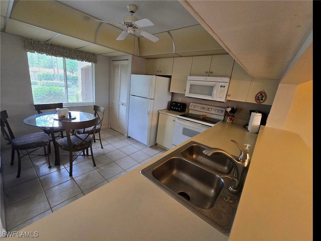 Bloomfield Cir, Naples, FL 34112