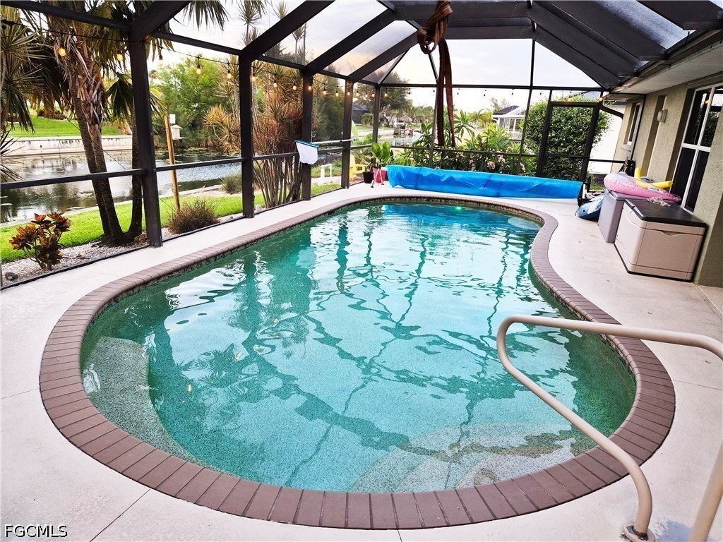 24th St, Cape Coral, FL 33991