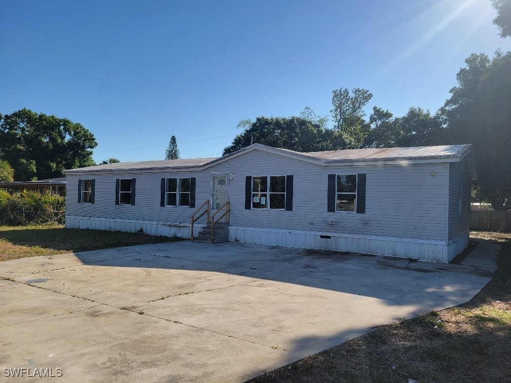Tolles Dr, North Fort Myers, FL 33917