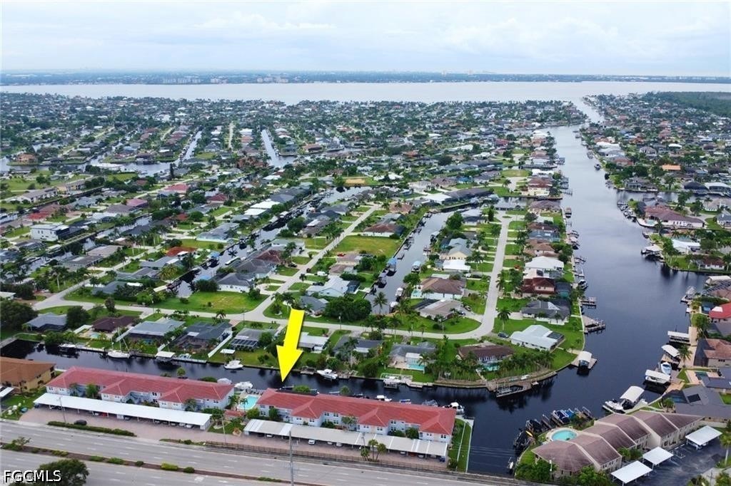 Cape Coral Pkwy, Cape Coral, FL 33904