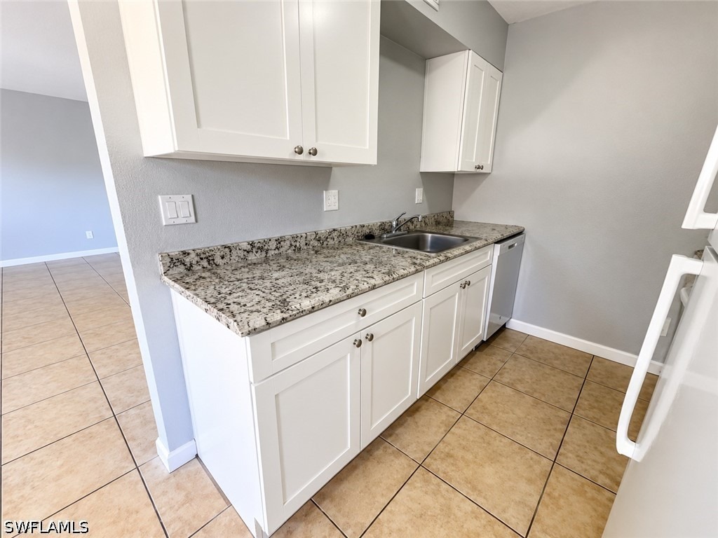 Bayshore Dr, Naples, FL 34112