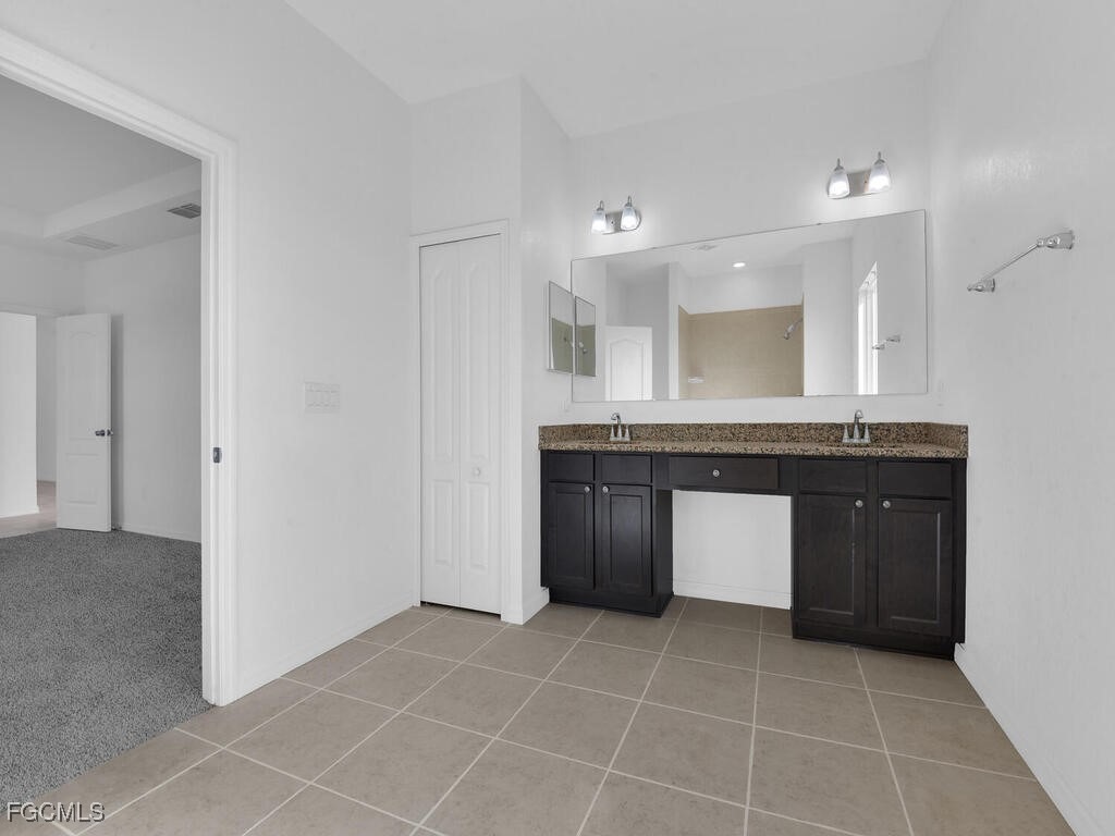 32nd Ct, Cape Coral, FL 33993 #1