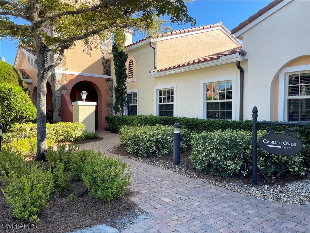 Via Lungomare Cir, Estero, FL 33928