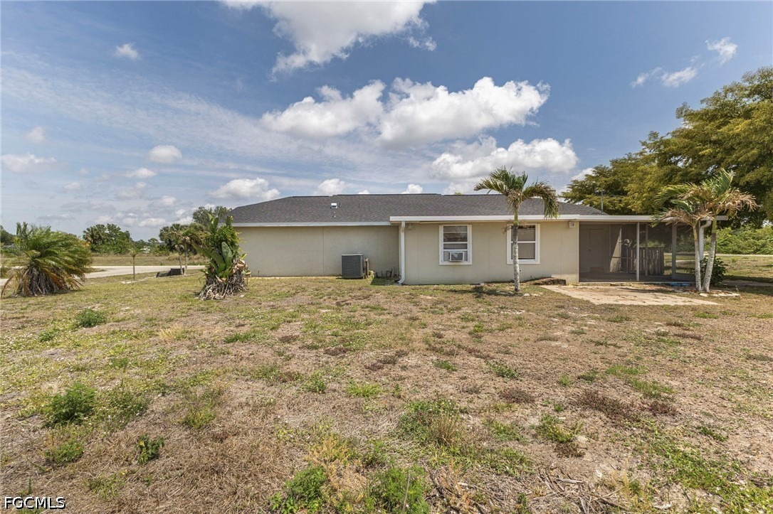 22nd Ave, Cape Coral, FL 33909