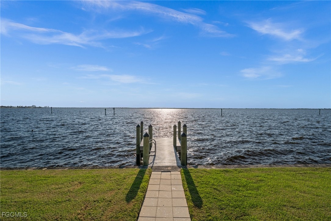 22nd Pl, Cape Coral, FL 33904