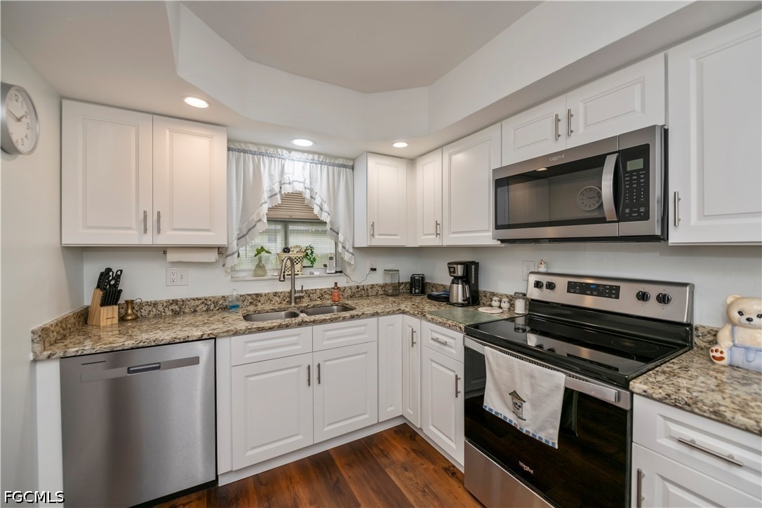 Harbour Club Rd, Fort Myers, FL 33919