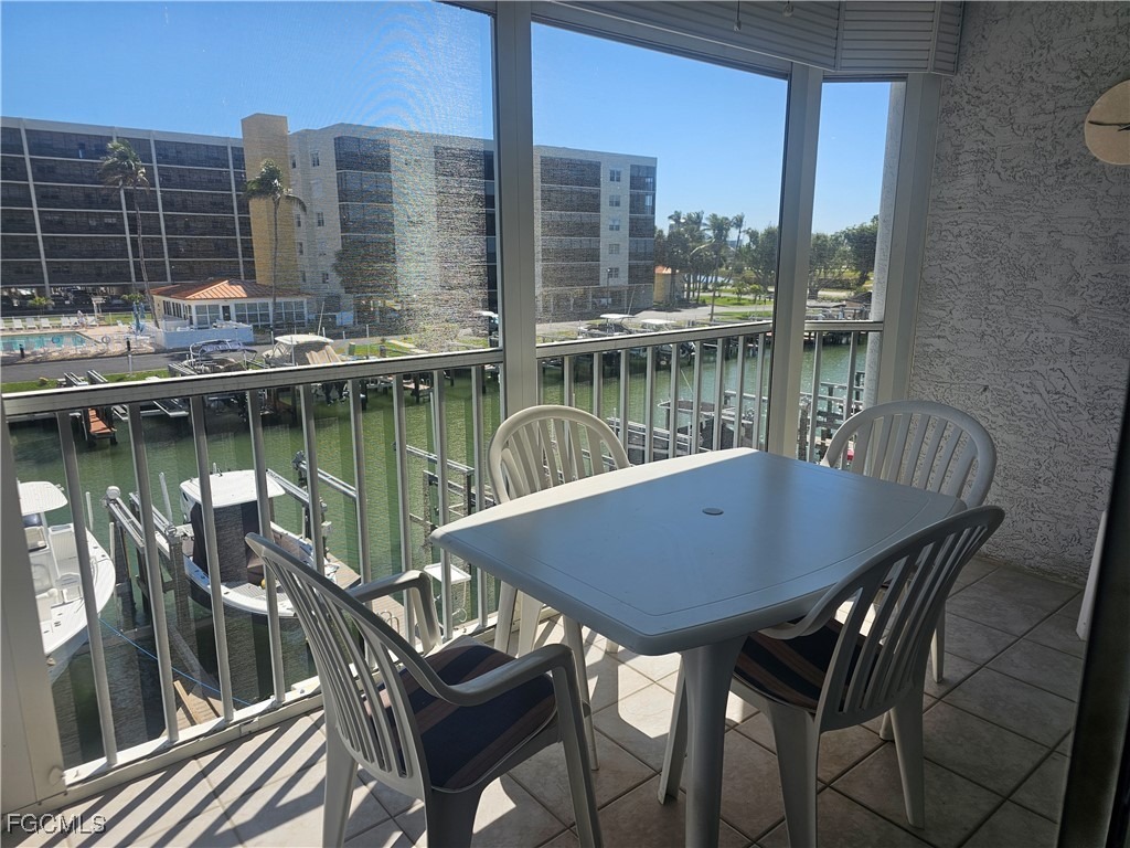 Bay Beach Ln, Fort Myers Beach, FL 33931