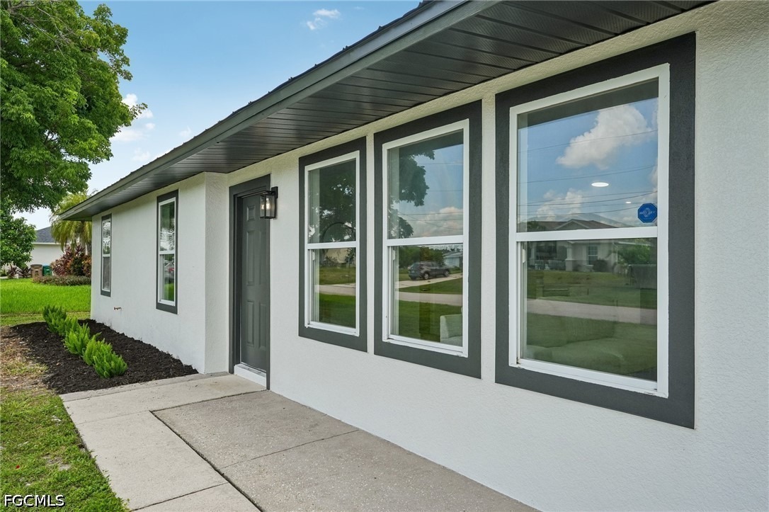 31st St, Cape Coral, FL 33914 #1