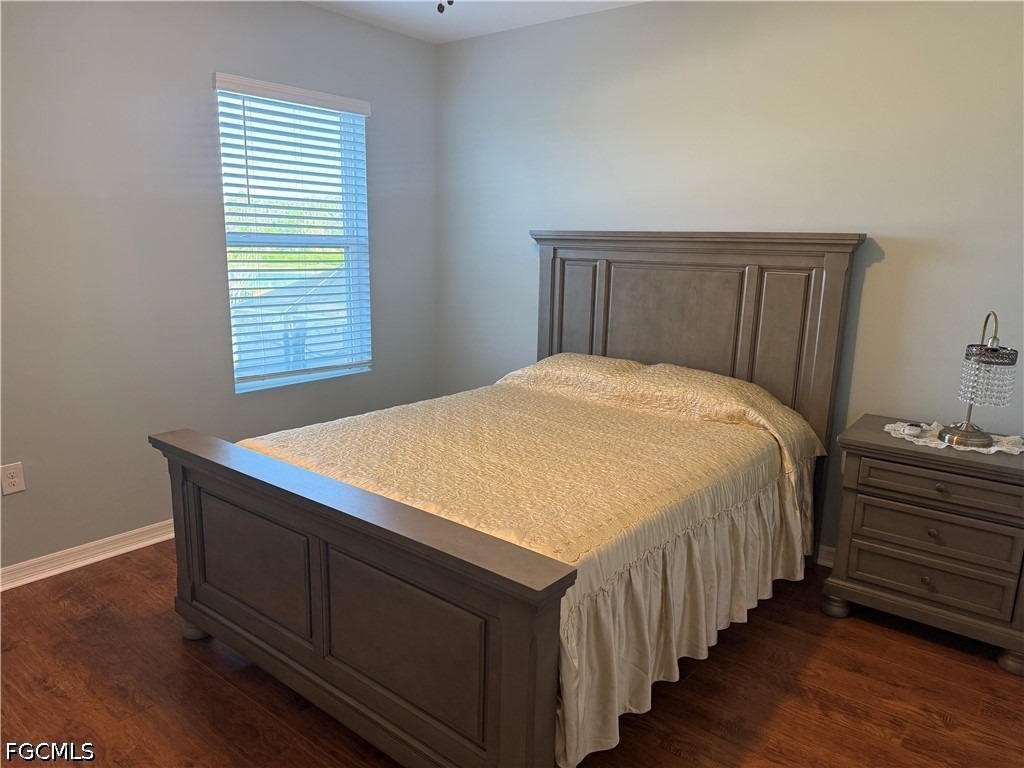 Merida Ln, Cape Coral, FL 33909