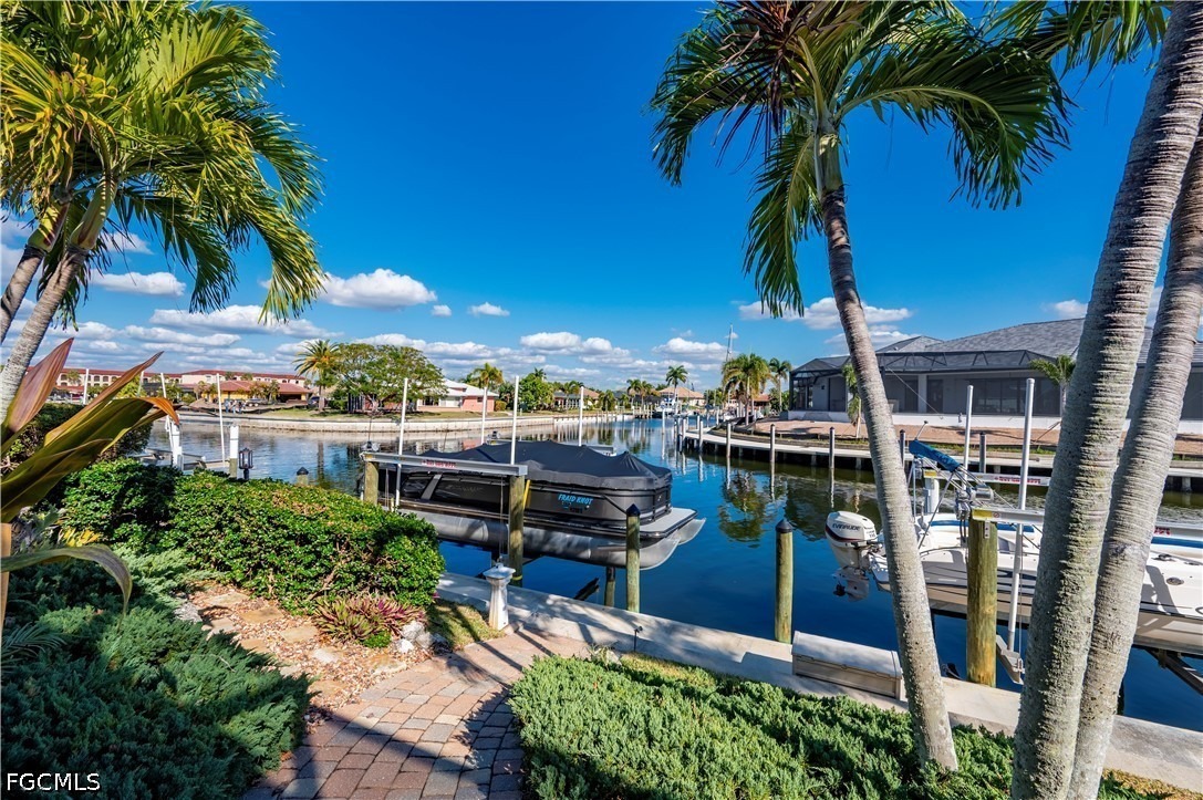 Colony Point Dr, Punta Gorda, FL 33950