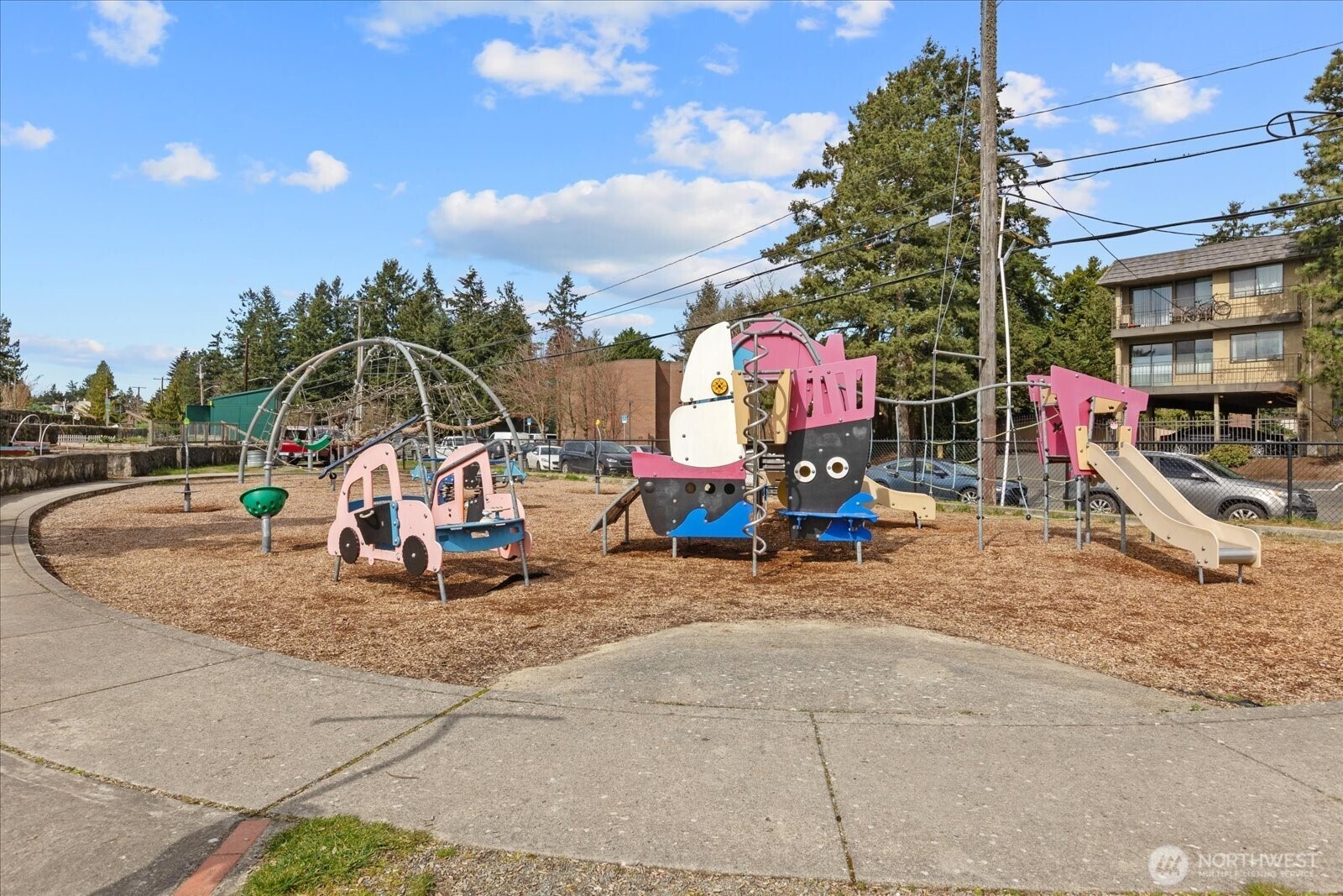 143rd St, Seattle, WA 98133