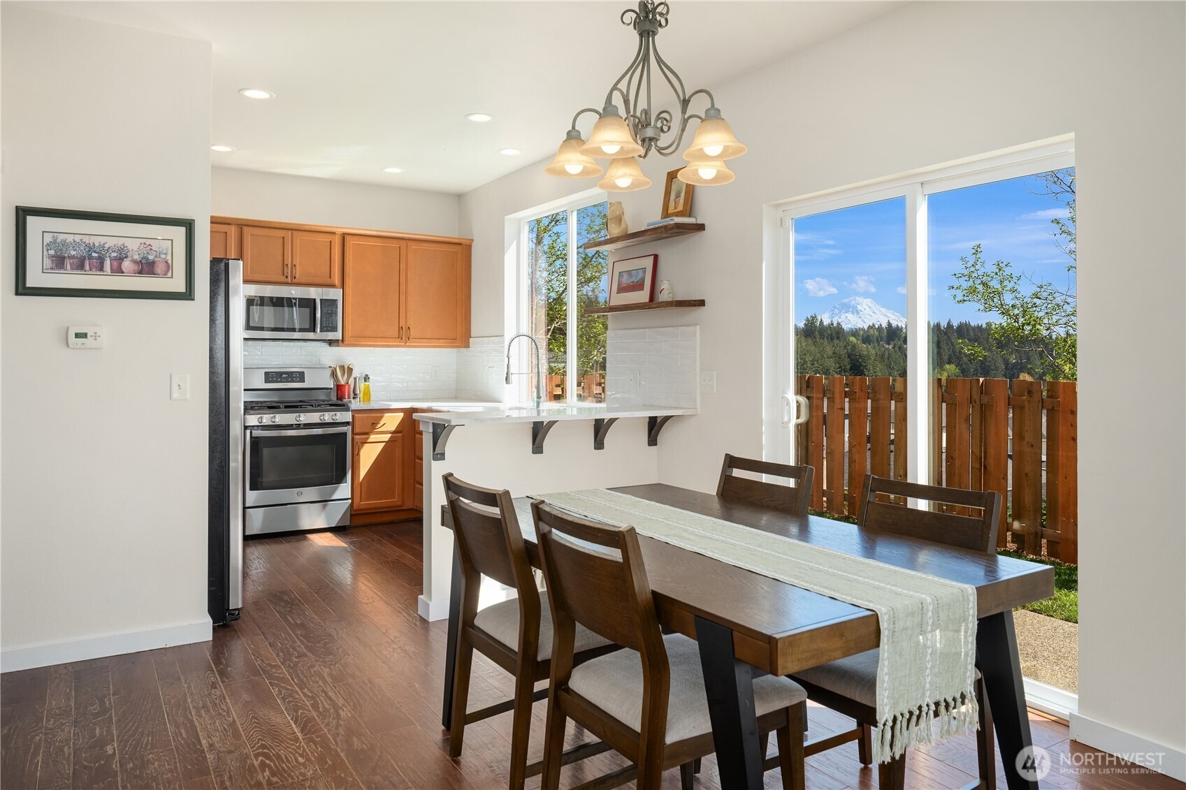 24th St, Lake Tapps, WA 98391