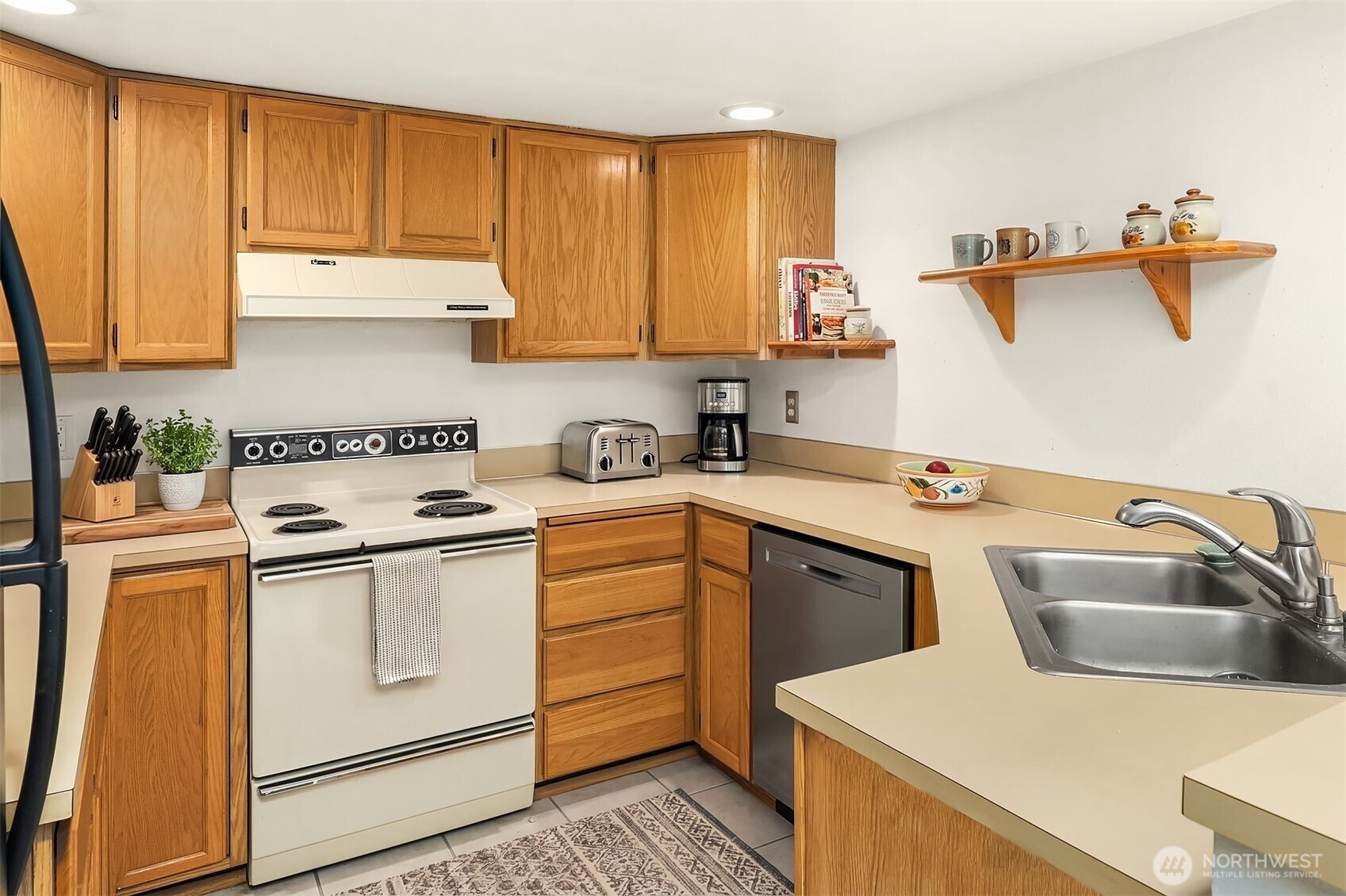 116th St, Seattle, WA 98146 #1
