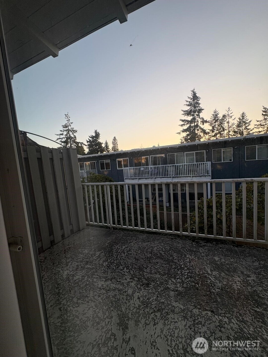 122nd Pl, Bellevue, WA 98006