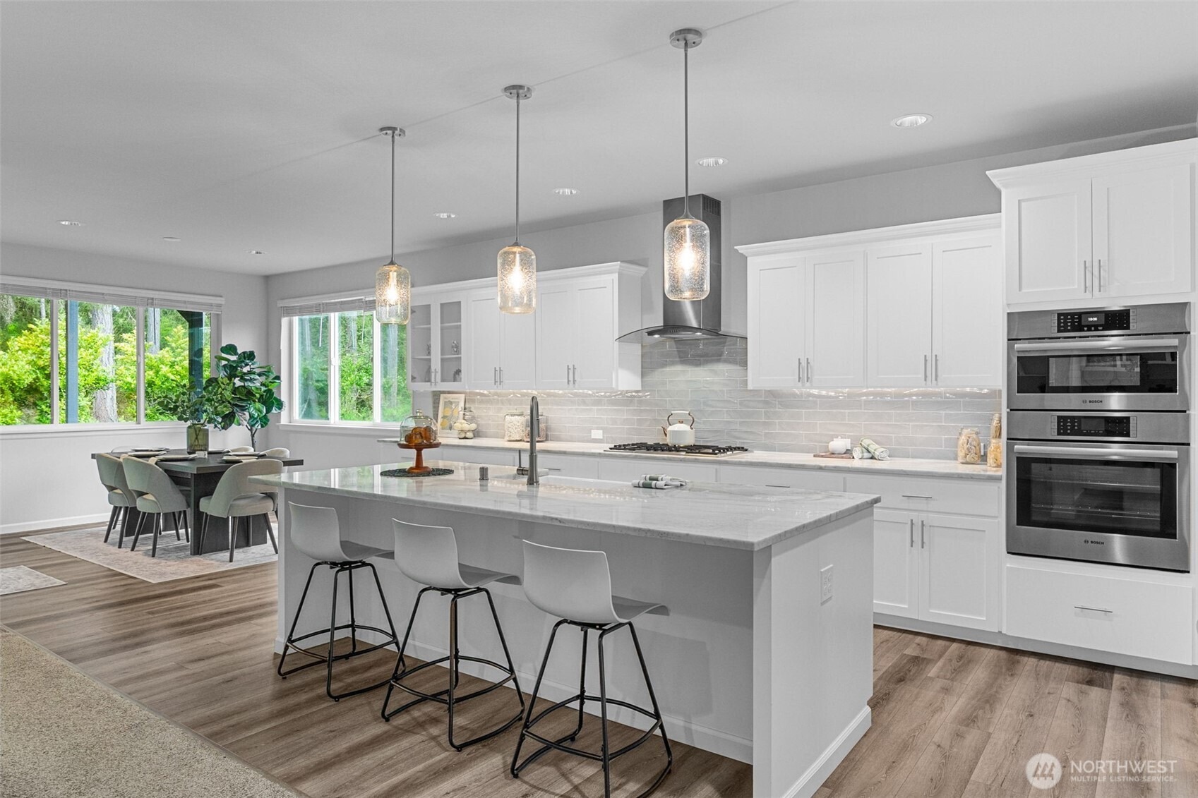 Oystercatcher Ln, Olympia, WA 98516