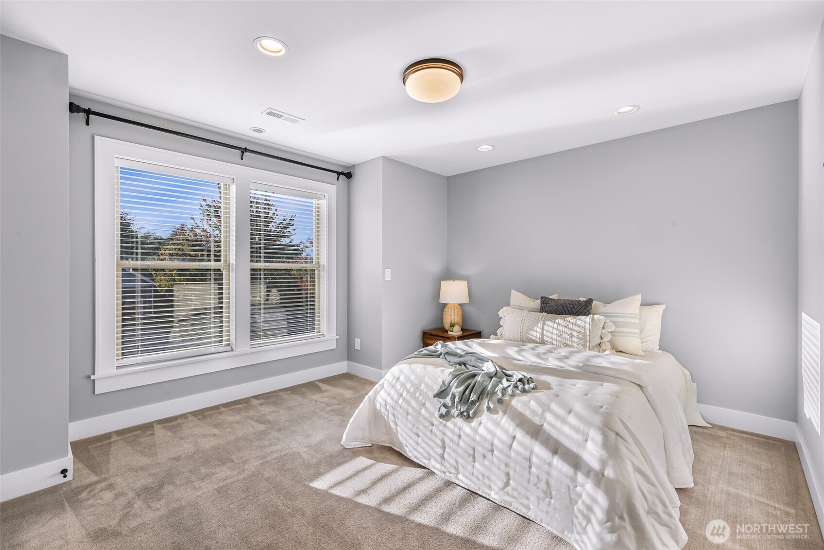 Captain Bay Ct, Lynden, WA 98264
