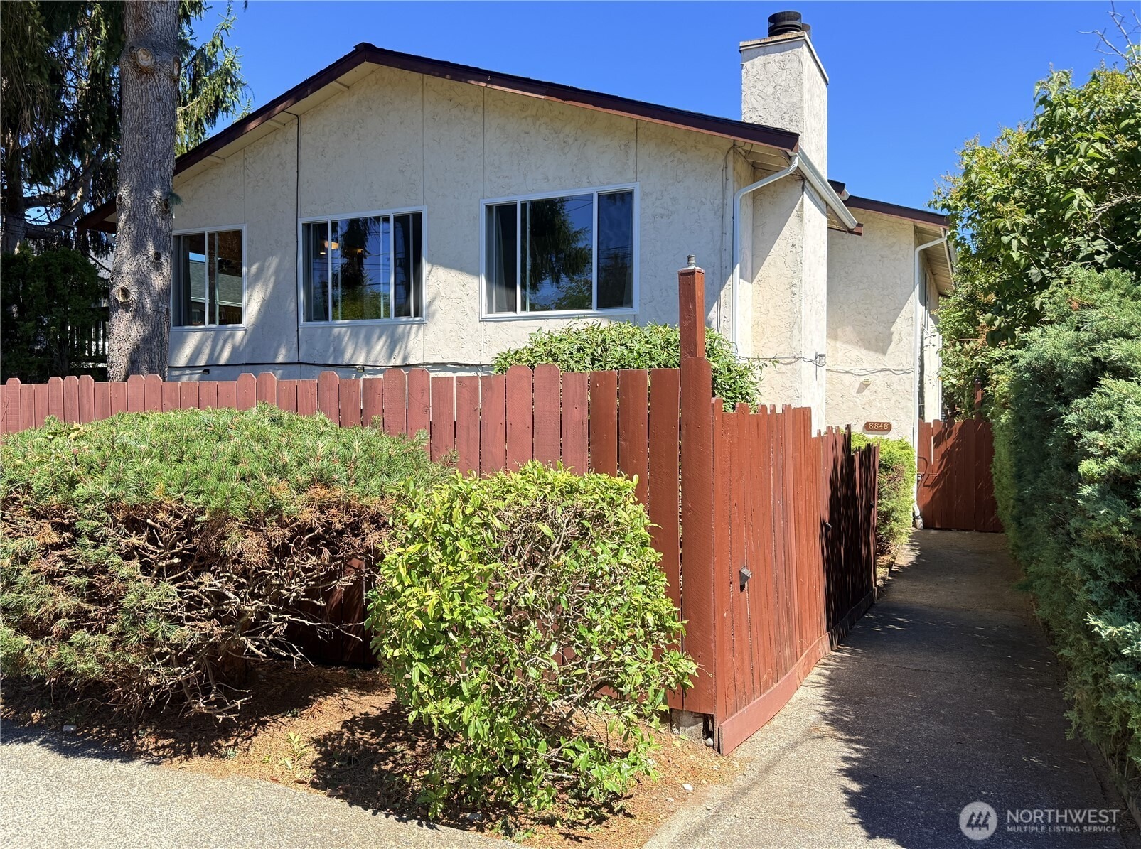 Interlake Ave, Seattle, WA 98103
