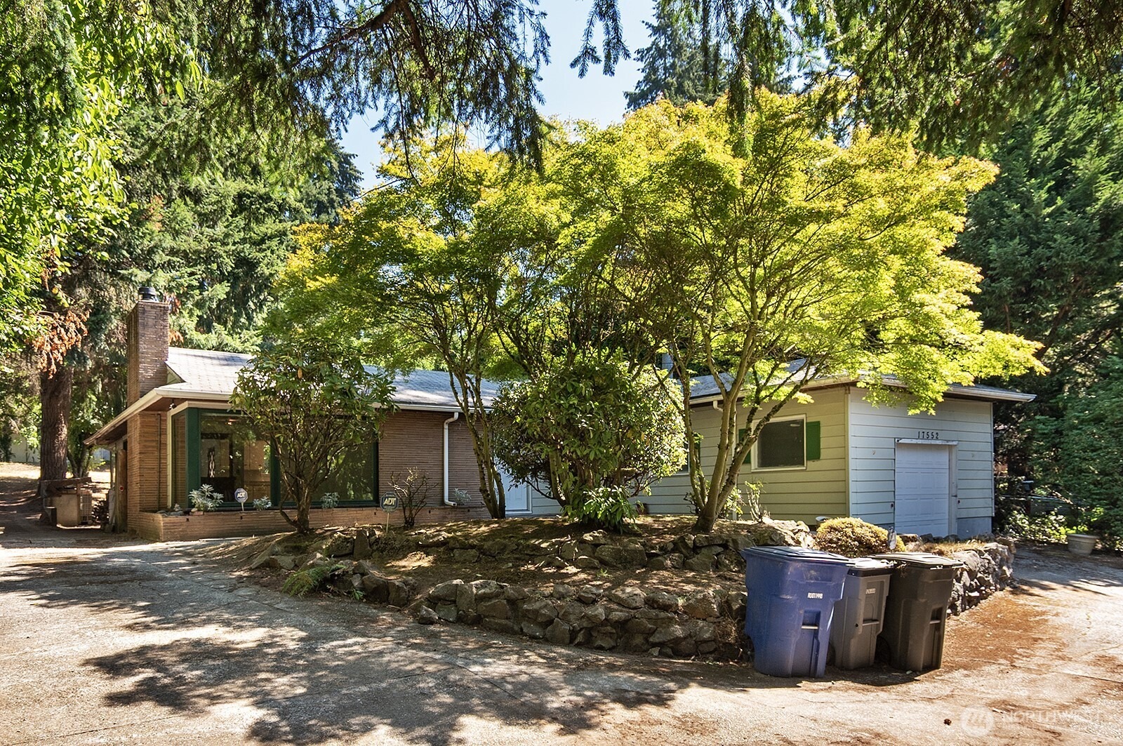 Ballinger Way, Lake Forest Park, WA 98155