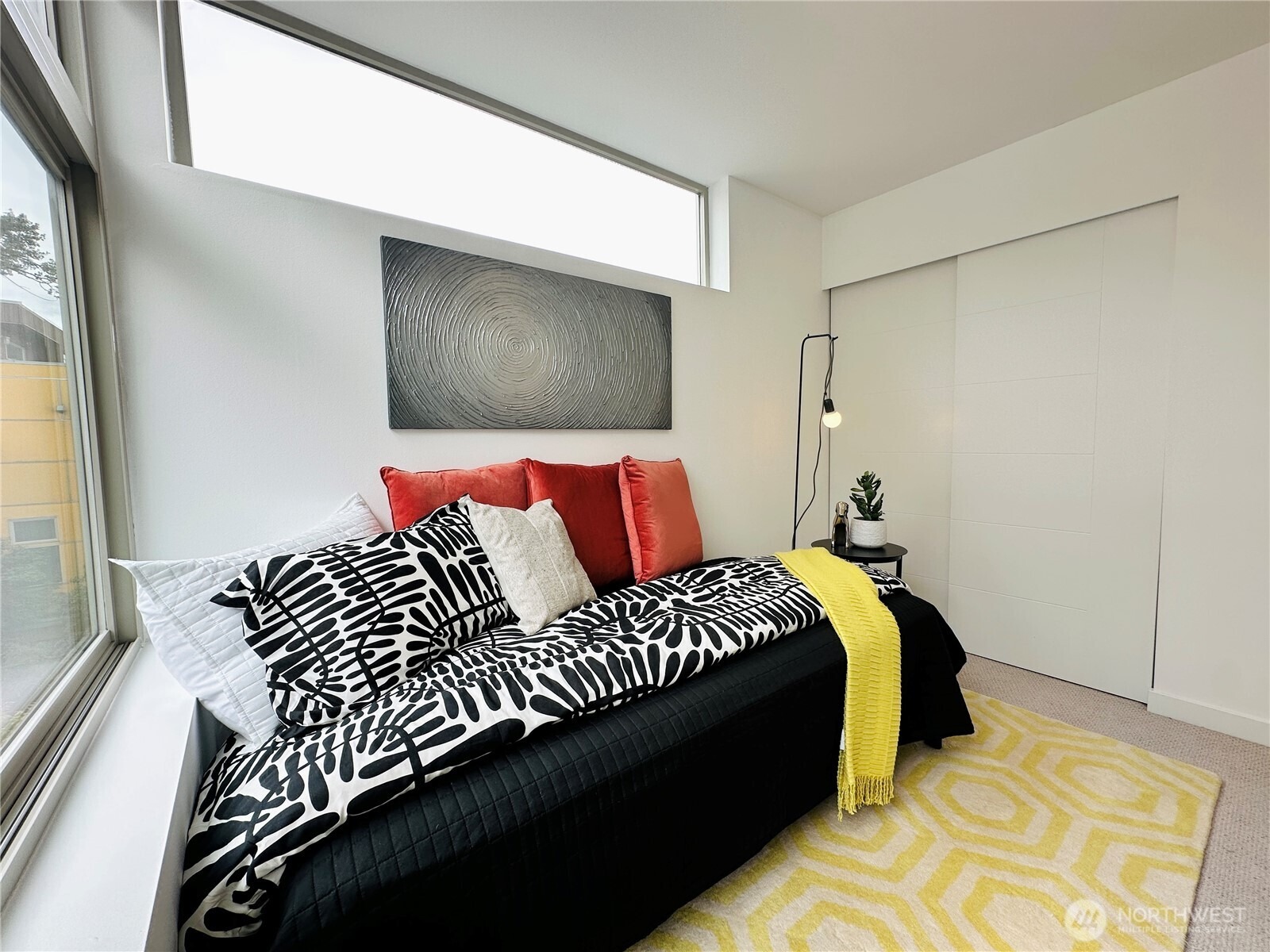 Courtland Pl, Seattle, WA 98144