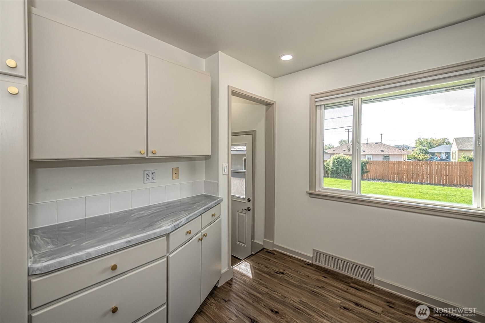 Francis Dr, Walla Walla, WA 99362