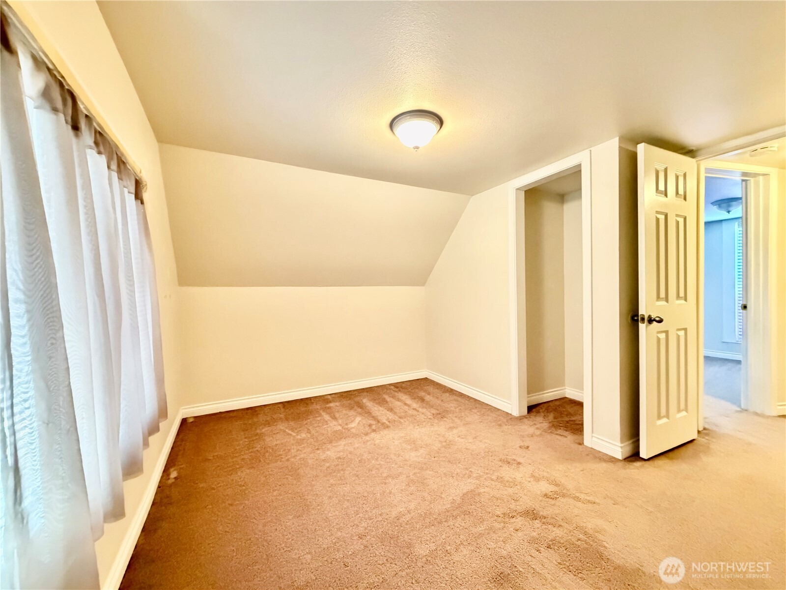 4th St, Dayton, WA 99328