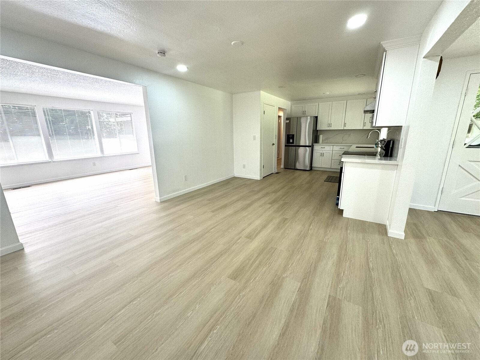 Military Rd, Puyallup, WA 98374