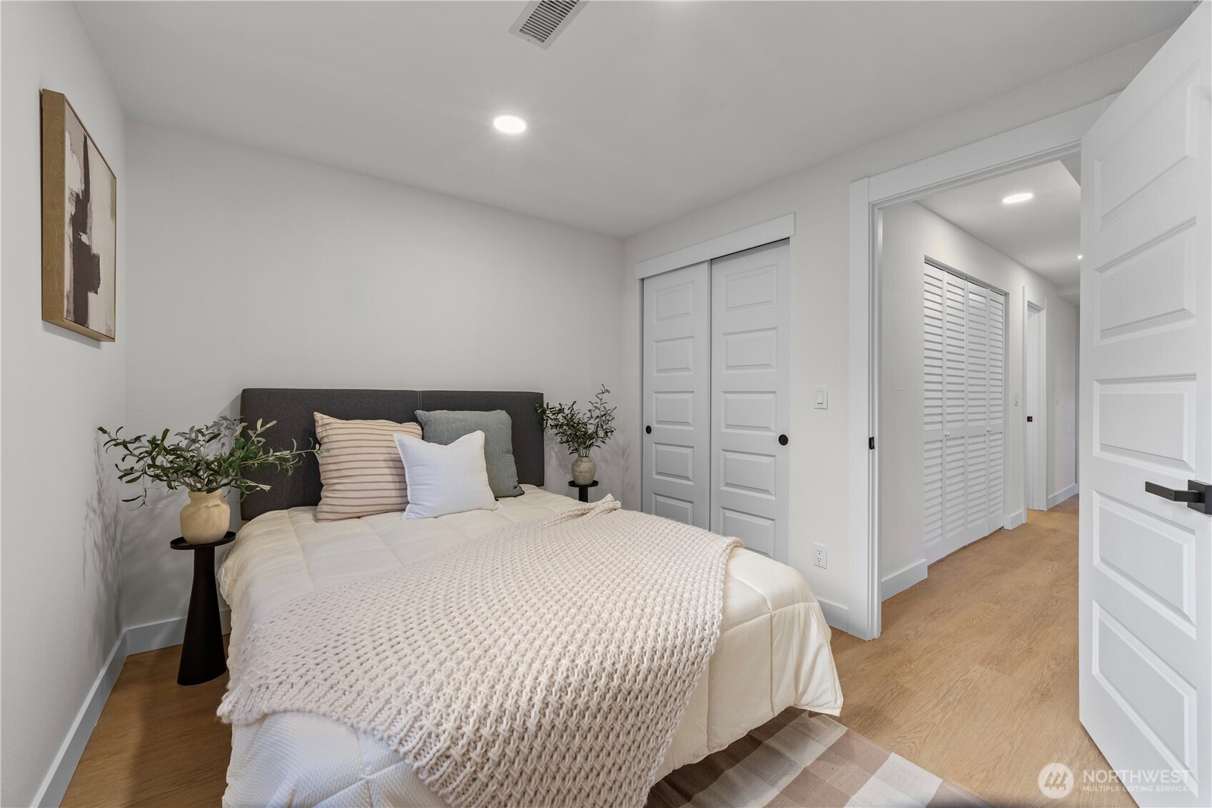 302nd St, Federal Way, WA 98003