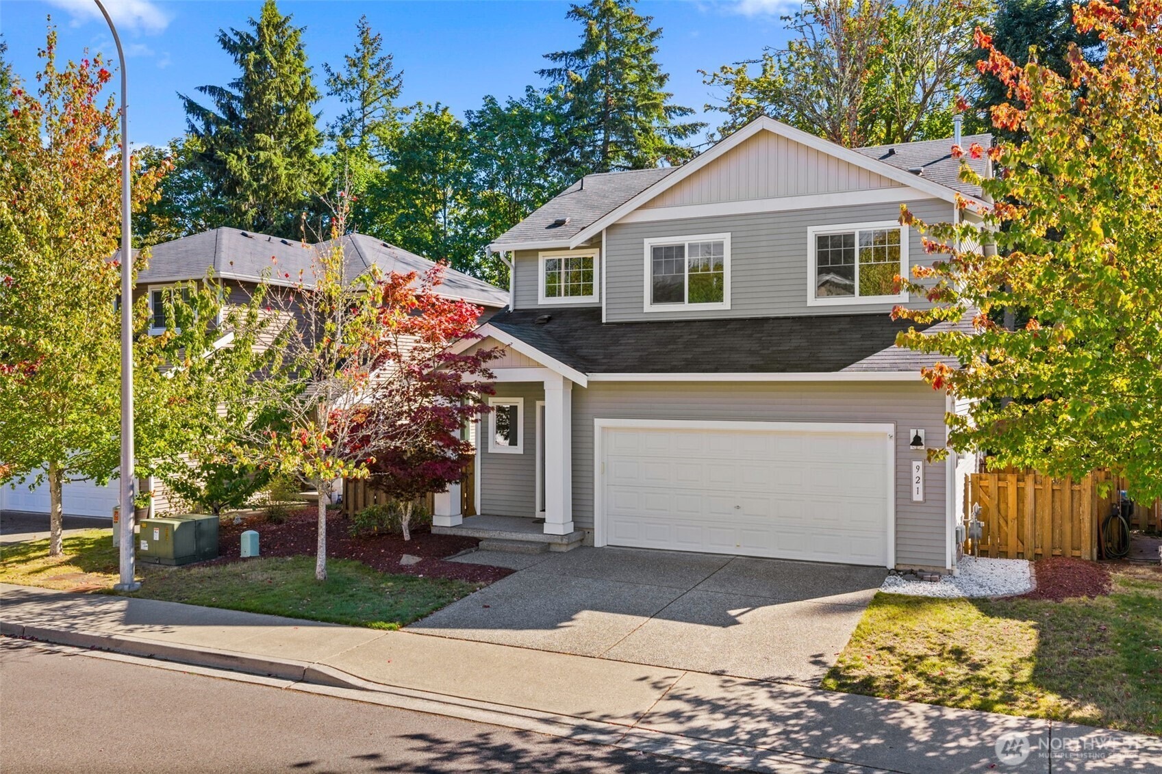 Ebbets Dr, Tumwater, WA 98512