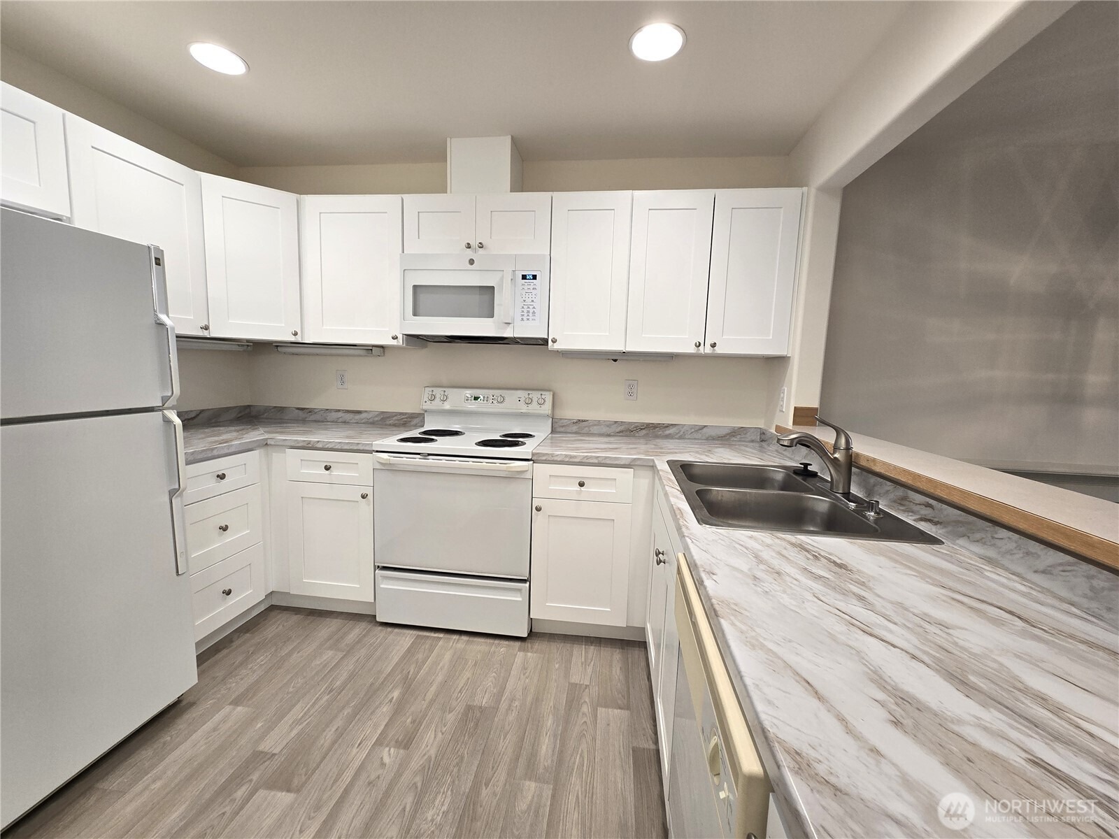 244th St, Edmonds, WA 98026 #1