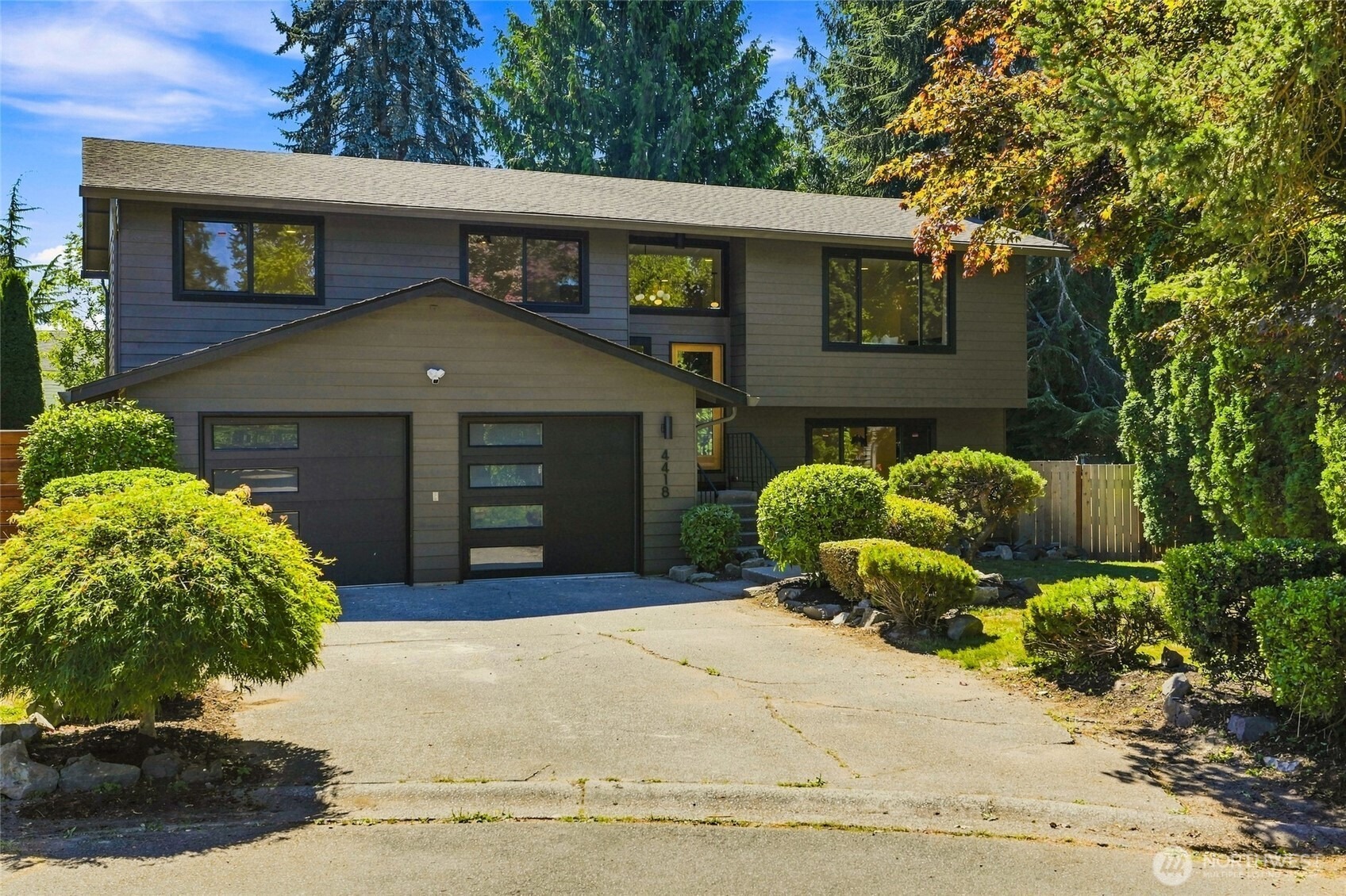 144th Pl, Lynnwood, WA 98087