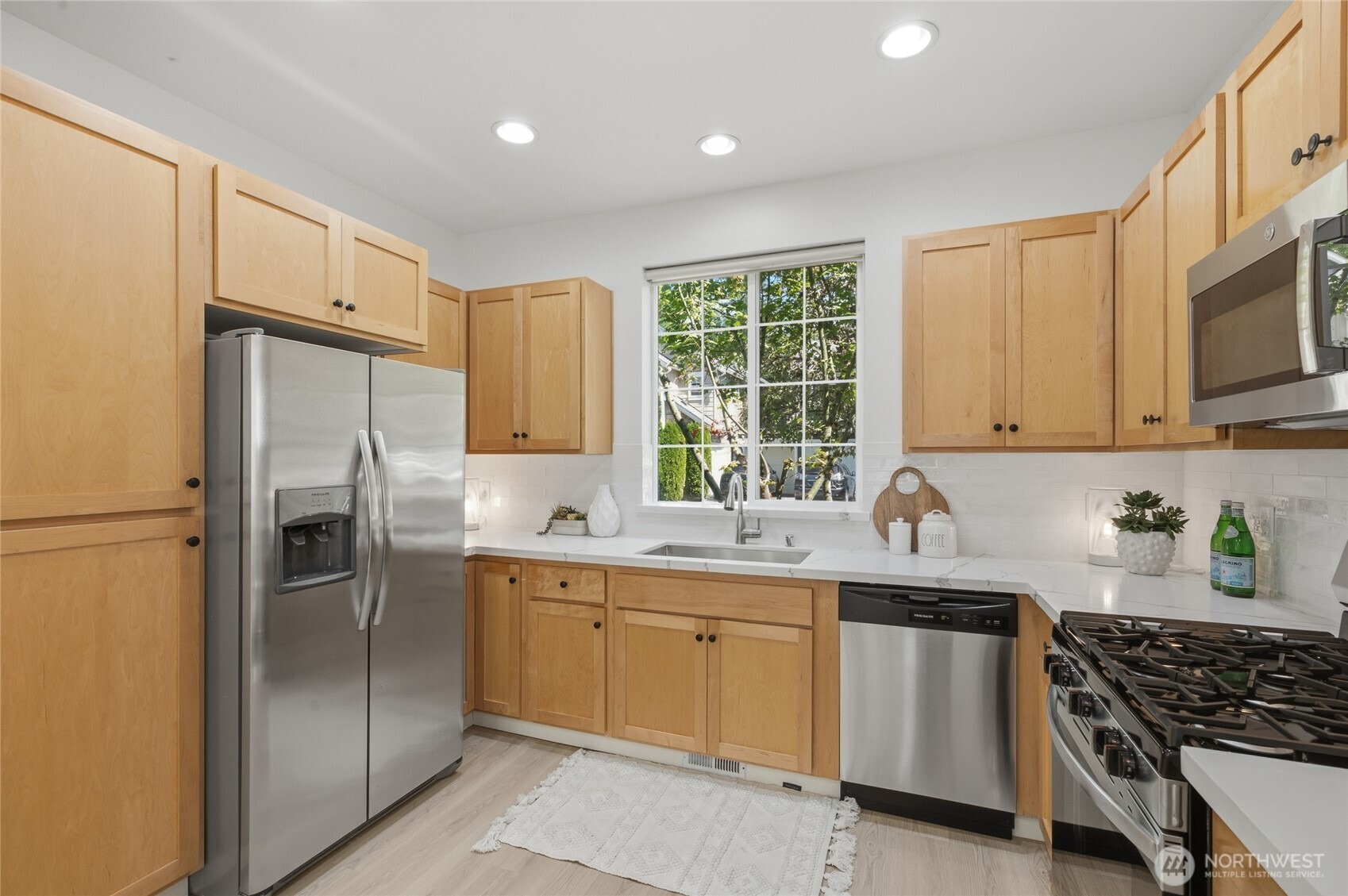 233rd Pl, Redmond, WA 98053