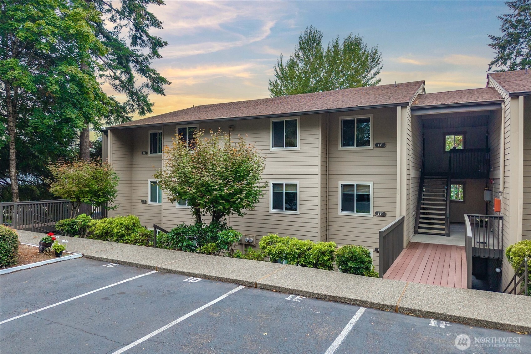 Kenyon St, Olympia, WA 98502
