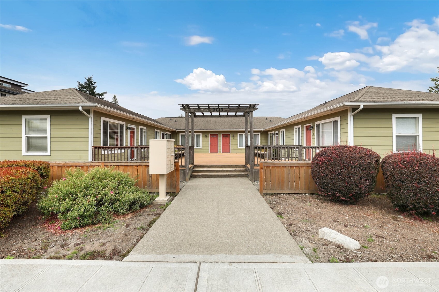 16th Ave, Seattle, WA 98106