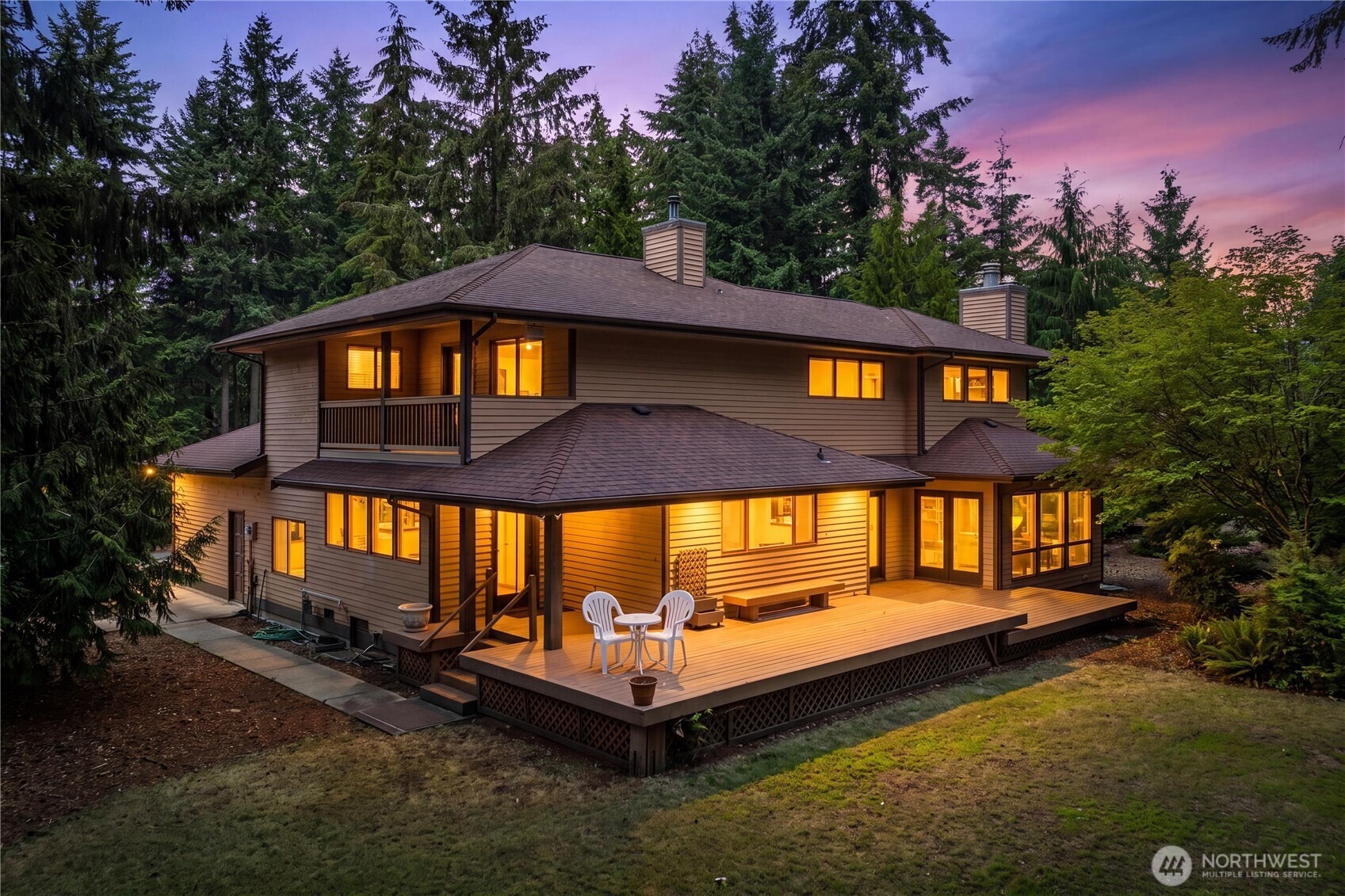 318th Ct, Federal Way, WA 98023