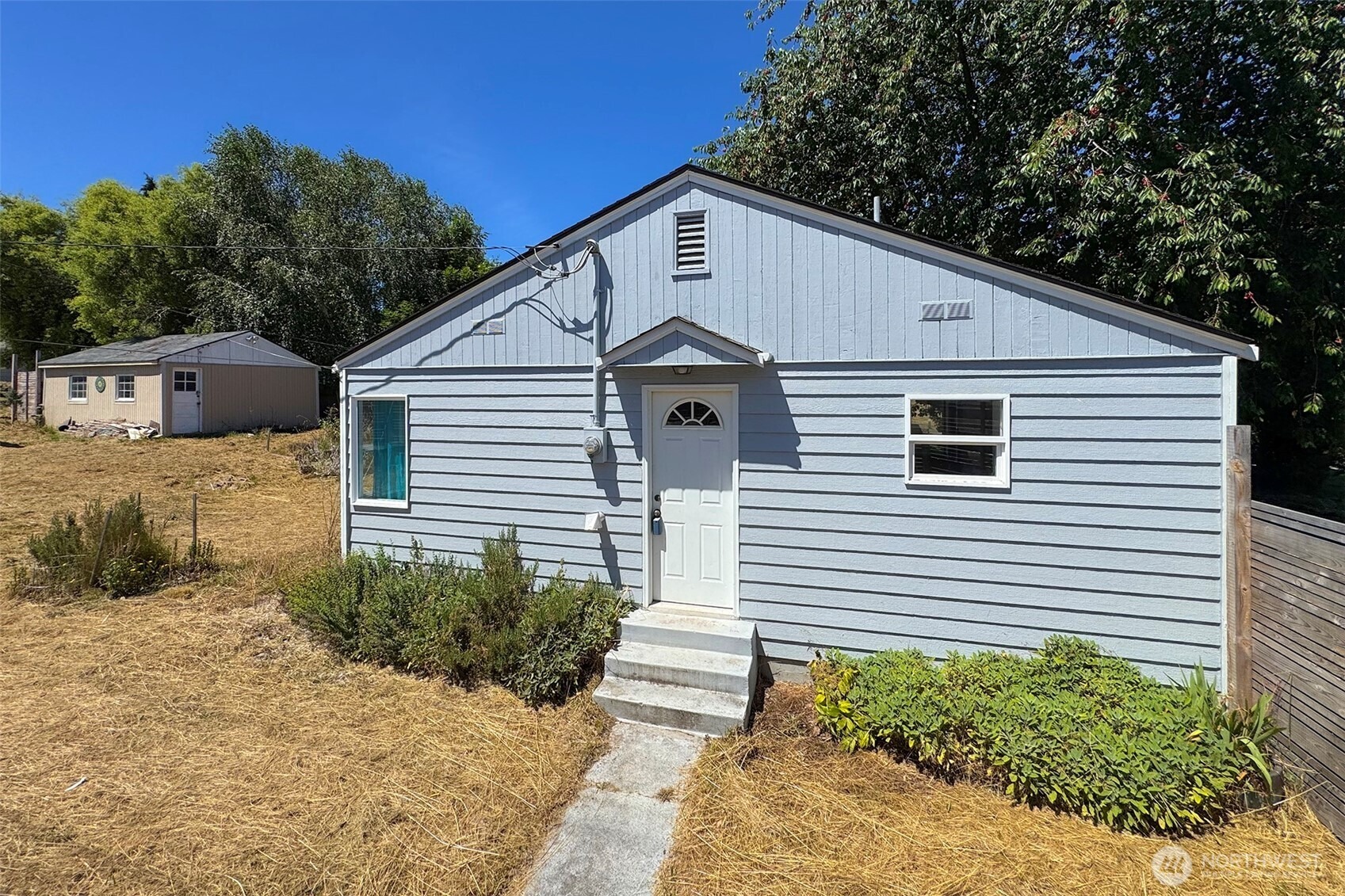 6th St, Port Angeles, WA 98362
