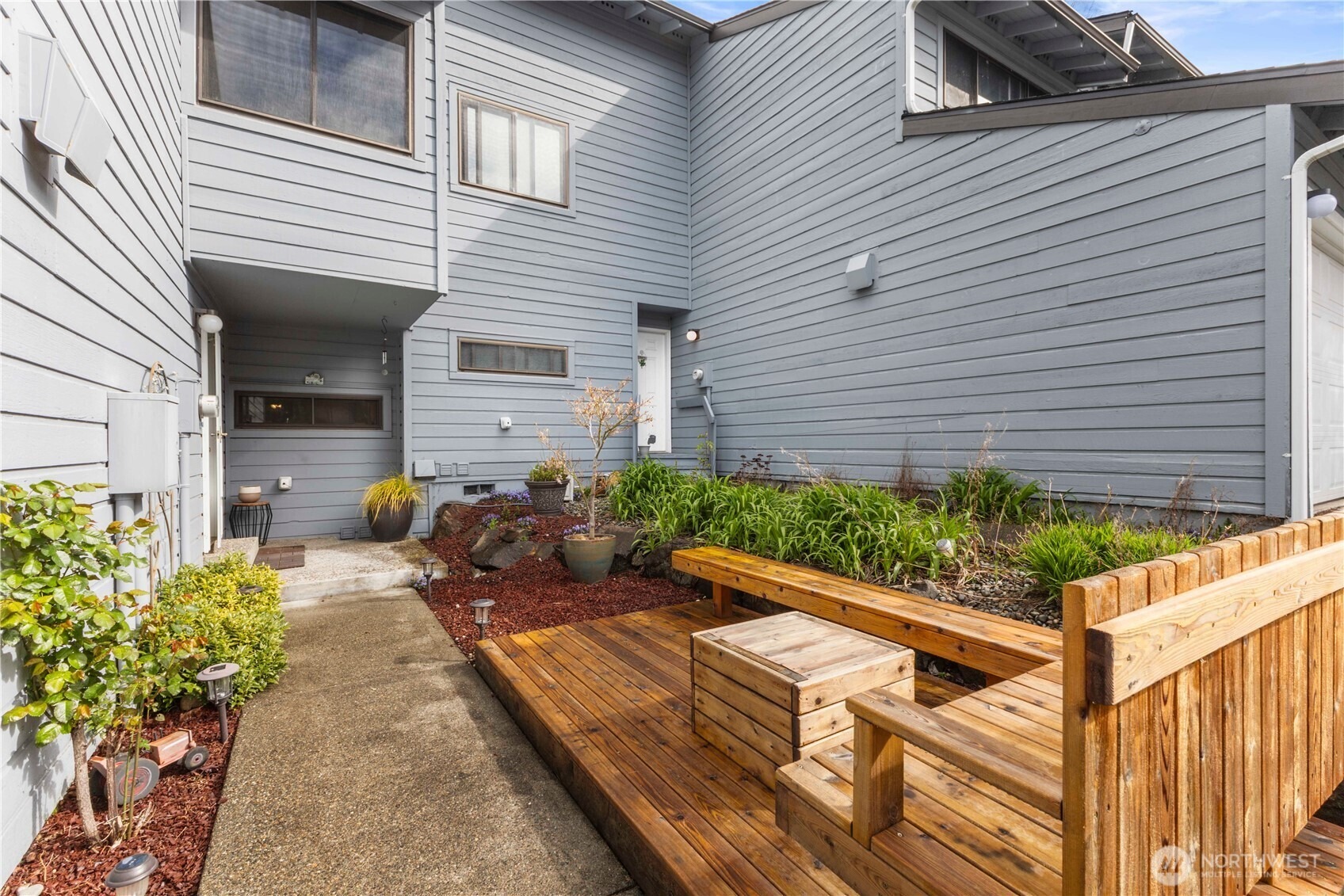 14th Ave, Des Moines, WA 98198