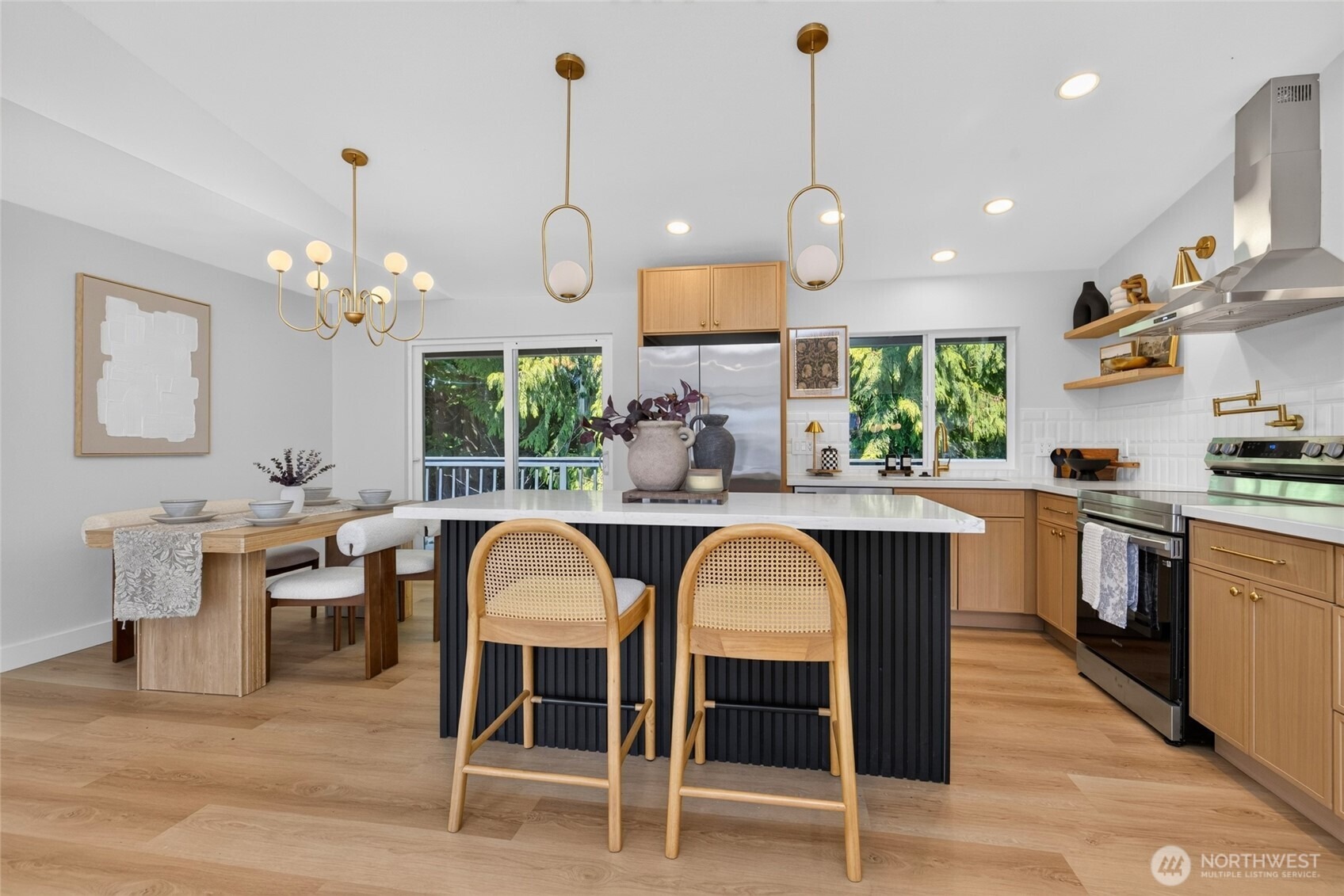 141st St, Renton, WA 98059