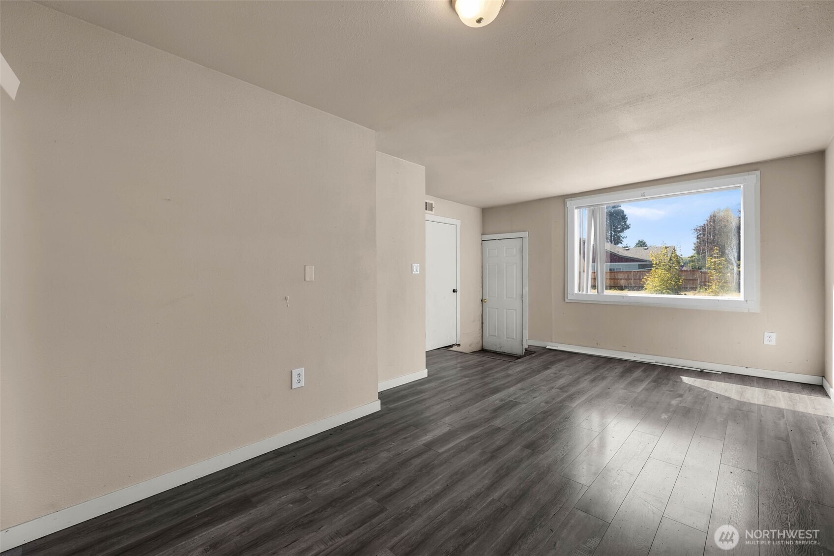 Parkway Ave, Battle Ground, WA 98604
