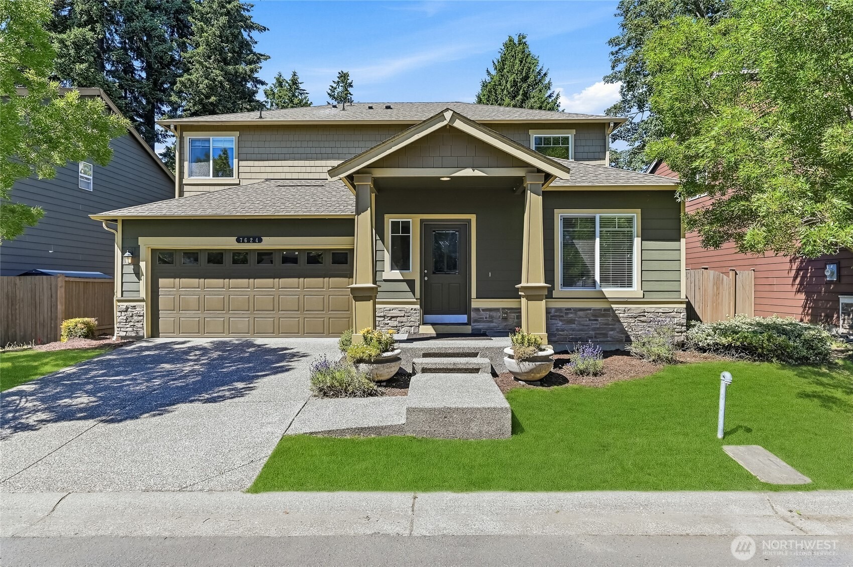 201st Pl, Kenmore, WA 98028
