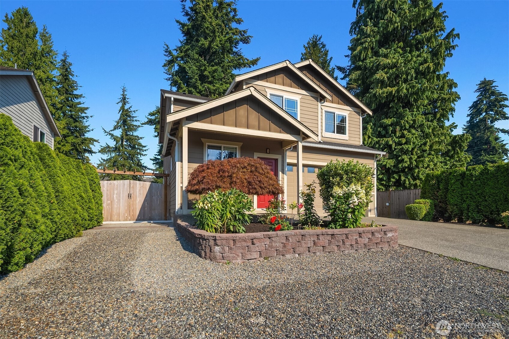 Upper Ridge Rd, Everett, WA 98203