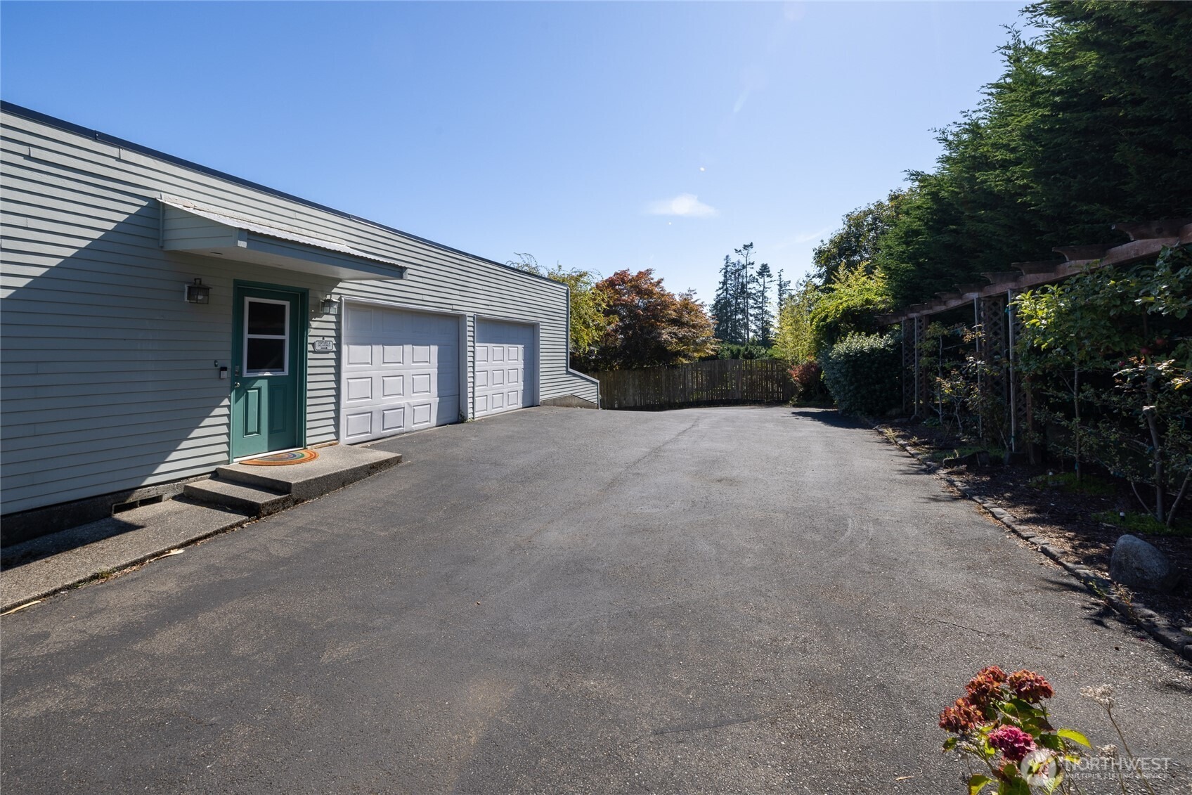 Haida Dr, Port Orchard, WA 98366