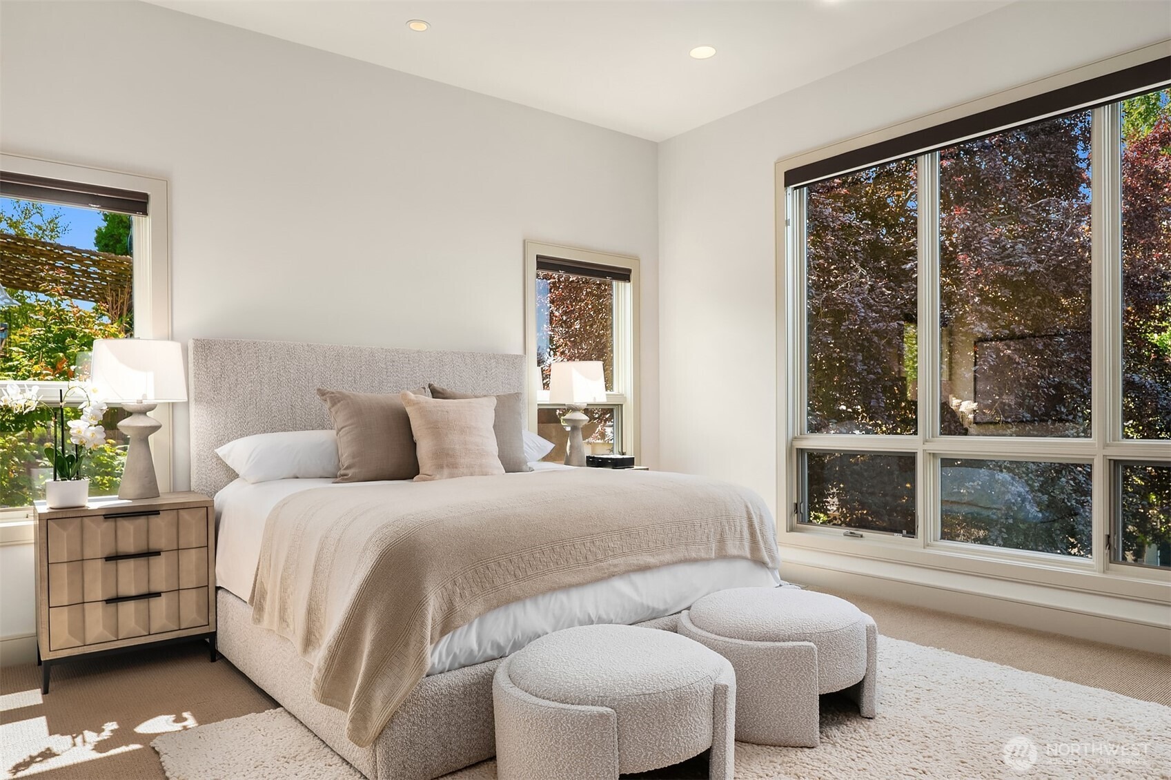 106th Ave, Kirkland, WA 98033