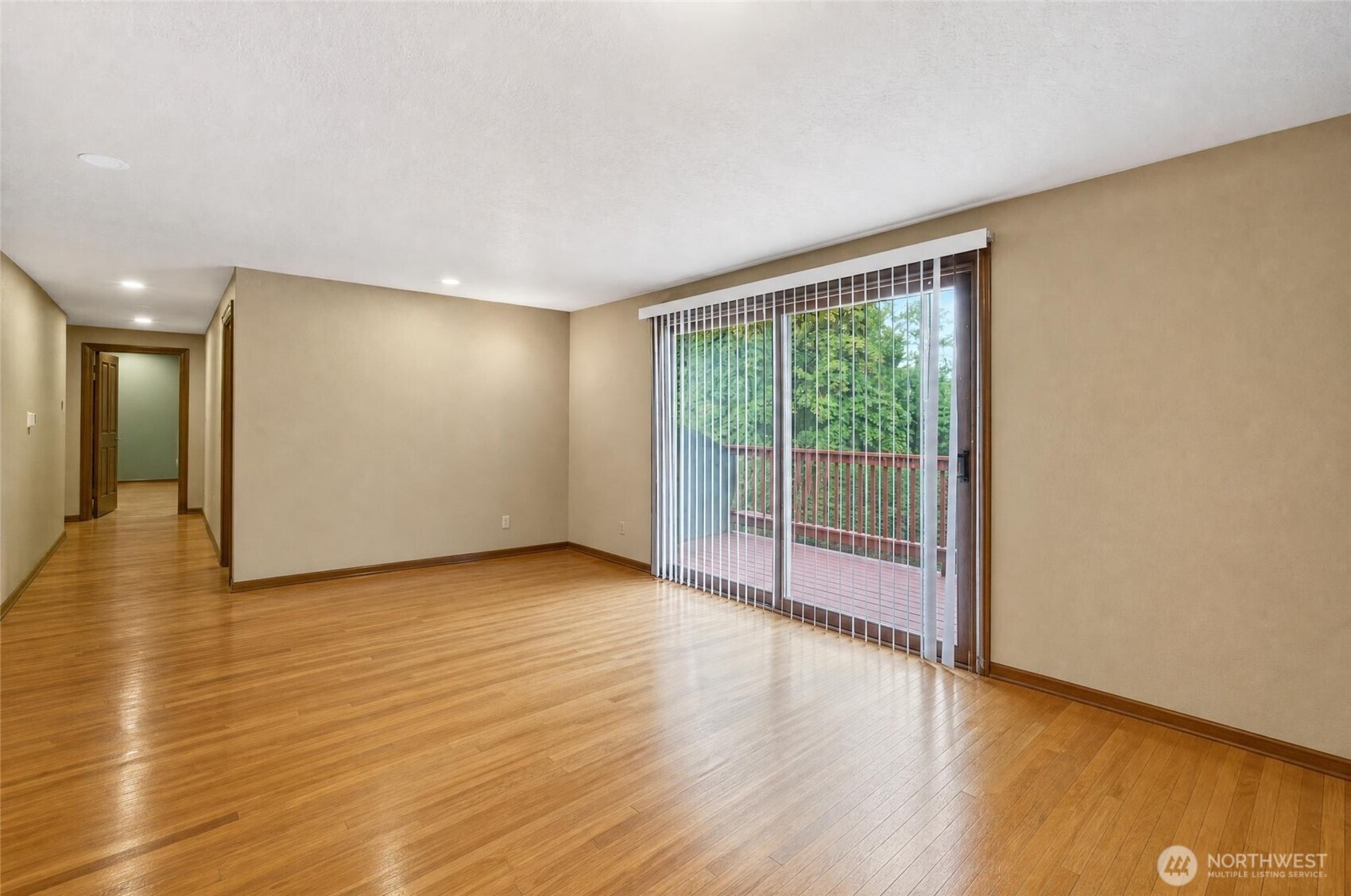 52nd Ave, Kent, WA 98032