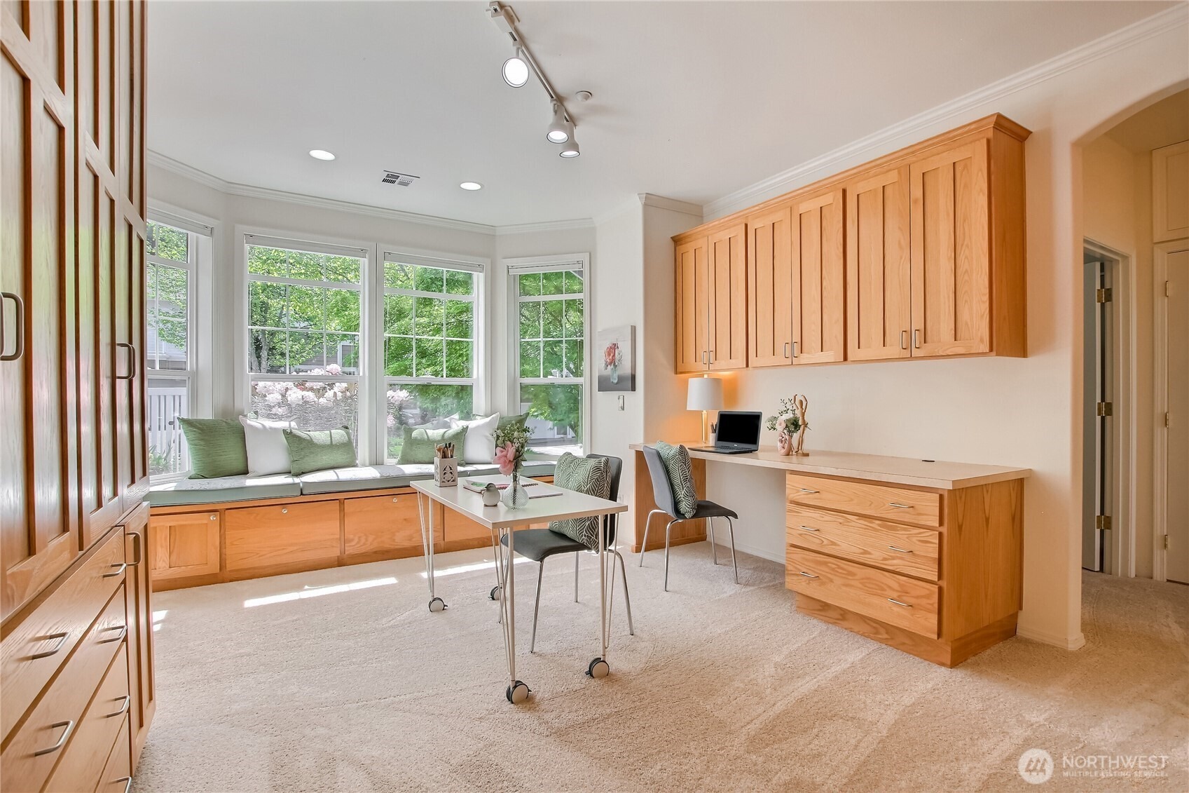 45th St, Issaquah, WA 98029